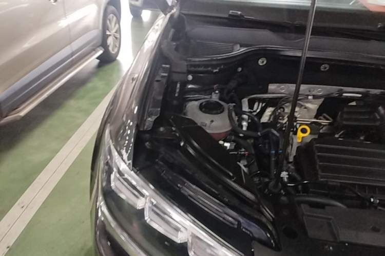 Used Volkswagen Tharu 2021 280TSI Two-Wheel Drive Comfort Edition Engine Bay Right