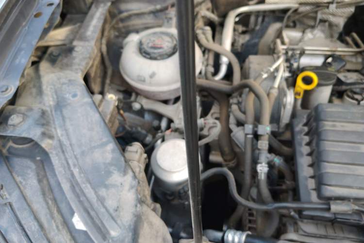 Used Volkswagen Tharu 2021 280TSI Two-Wheel-Drive Luxury Plus Edition Engine Bay Right