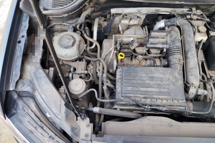 Used Volkswagen Tharu 2021 280TSI Two-Wheel-Drive Luxury Plus Edition Engine Bay Right