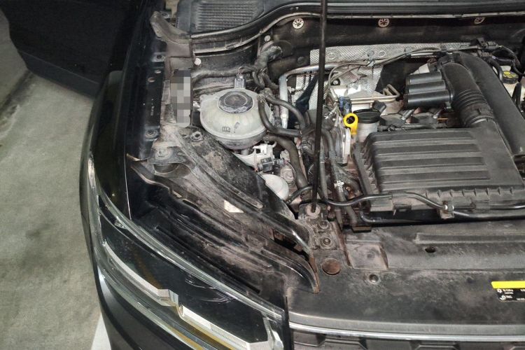 Used Volkswagen Tharu 2021 280TSI Two-Wheel-Drive Luxury Plus Edition Engine Bay Right