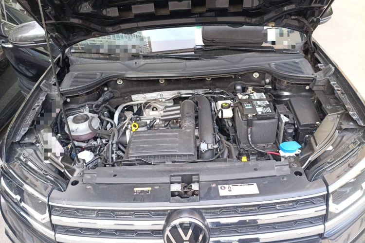 Used Volkswagen Tharu 2021 280TSI Two-Wheel-Drive Luxury Plus Edition Engine Bay