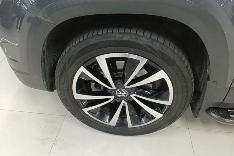 Used Volkswagen Tharu 2021 280TSI Two-Wheel-Drive Luxury Plus Edition Exterior 4