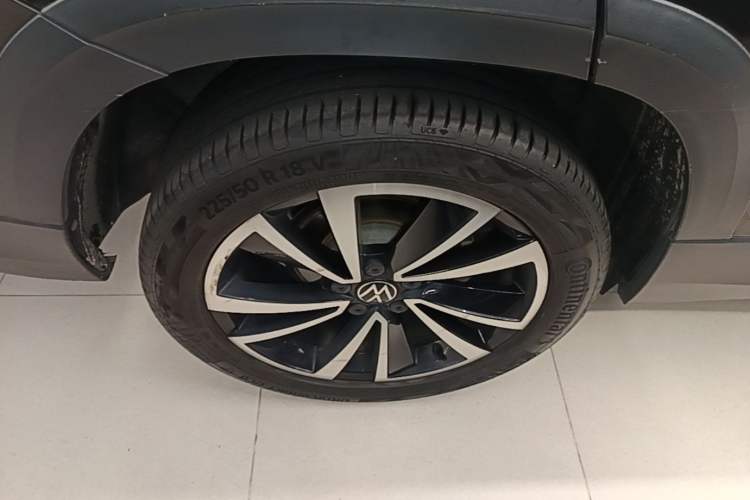 Used Volkswagen Tharu 2021 280TSI Two-Wheel-Drive Luxury Edition Exterior 5