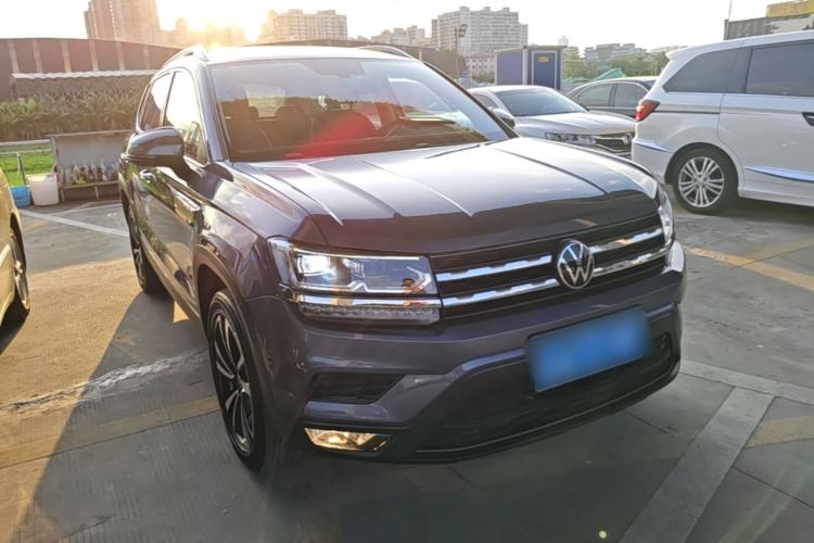 Used Volkswagen Tharu 2021 280TSI Two-Wheel-Drive Luxury Plus Edition Front Right 45 Deg