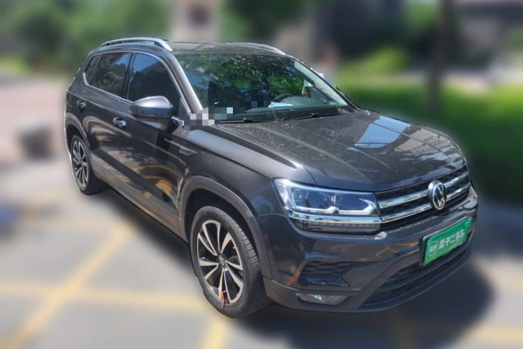 Used Volkswagen Tharu 2021 280TSI Two-Wheel-Drive Luxury Plus Edition Front Right 45 Deg