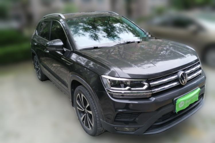 Used Volkswagen Tharu 2021 280TSI Two-Wheel-Drive Luxury Plus Edition Front Right 45 Deg