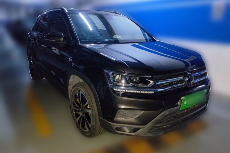 Used Volkswagen Tharu 2021 280TSI Two-Wheel-Drive Luxury Plus Edition Front Right 45 Deg