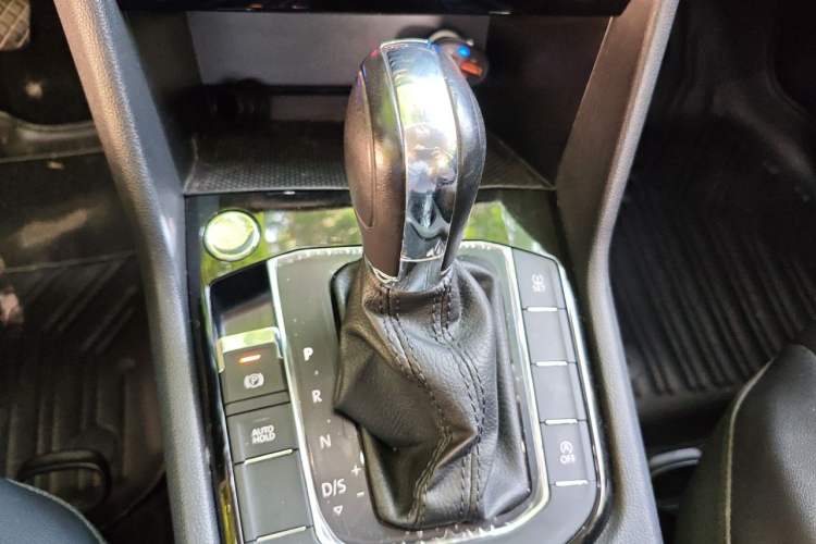Used Volkswagen Tharu 2021 280TSI Two-Wheel Drive Comfort Edition Gear Lever