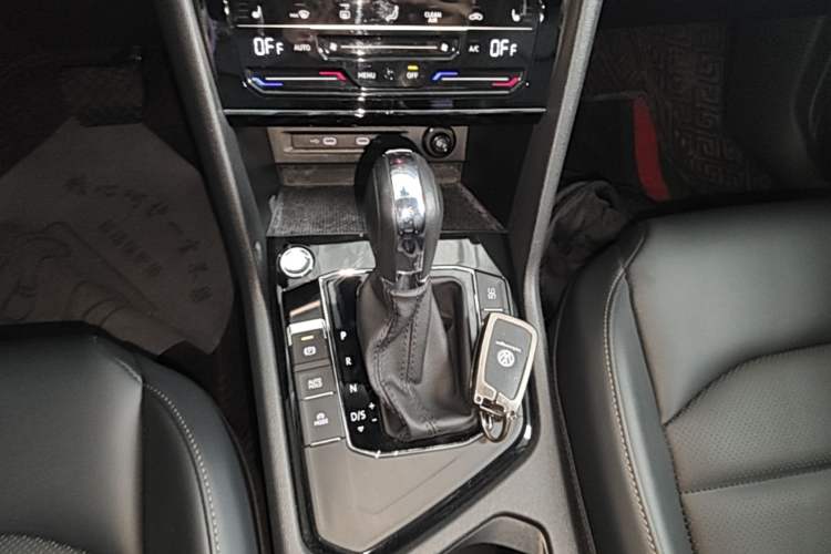 Used Volkswagen Tharu 2021 280TSI Two-Wheel Drive Comfort Edition Gear Lever