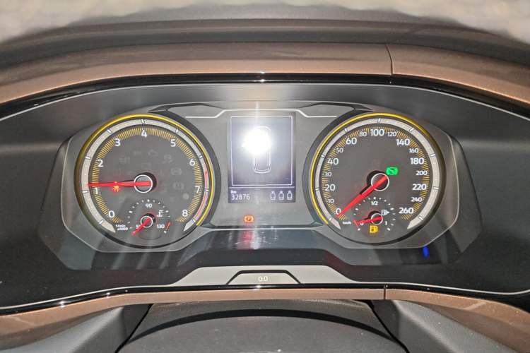 Used Volkswagen Tharu 2021 280TSI Two-Wheel-Drive Luxury Plus Edition Instrument Cluster