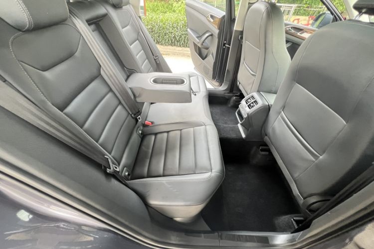 Used Volkswagen Tharu 2021 280TSI Two-Wheel-Drive Luxury Plus Edition Interior 1