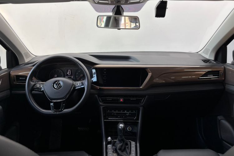 Used Volkswagen Tharu 2021 280TSI Two-Wheel-Drive Luxury Plus Edition Interior 2