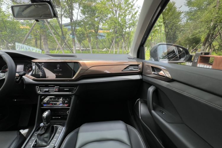 Used Volkswagen Tharu 2021 280TSI Two-Wheel Drive Comfort Edition Interior 2