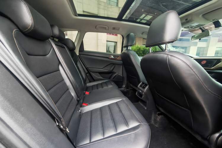 Used Volkswagen Tharu 2021 280TSI Two-Wheel Drive Comfort Edition Interior 3