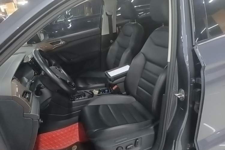 Used Volkswagen Tharu 2021 280TSI Two-Wheel-Drive Luxury Plus Edition Left Front Seat