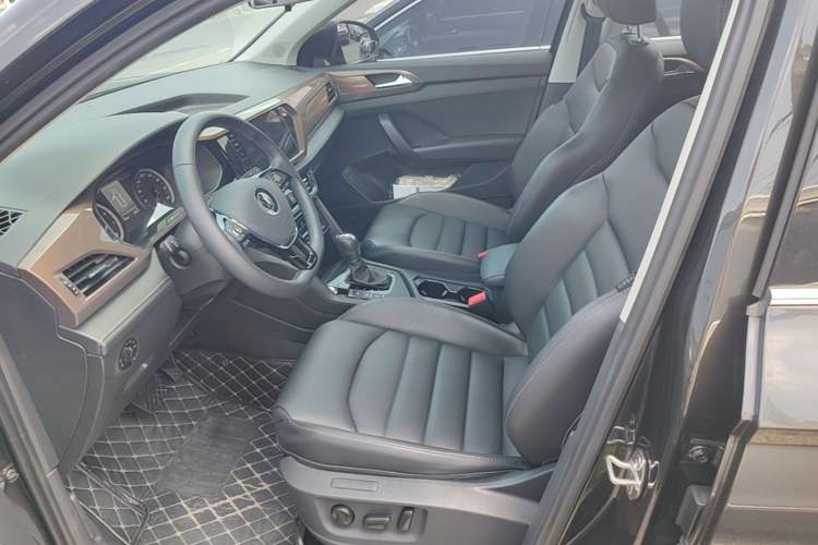Used Volkswagen Tharu 2021 280TSI Two-Wheel-Drive Luxury Plus Edition Left Front Seat