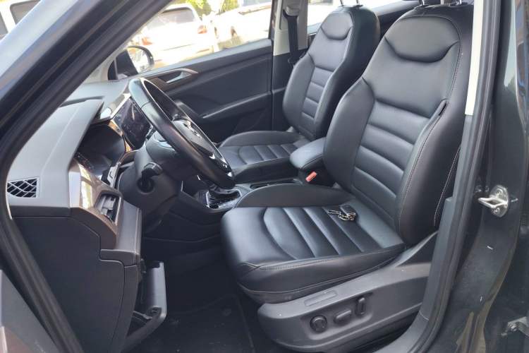 Used Volkswagen Tharu 2021 280TSI Two-Wheel-Drive Luxury Plus Edition Left Front Seat
