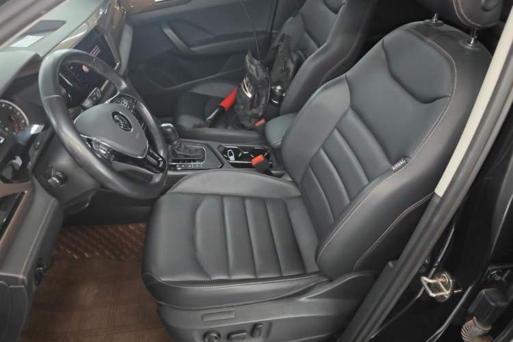 Used Volkswagen Tharu 2021 280TSI Two-Wheel-Drive Luxury Plus Edition Left Front Seat