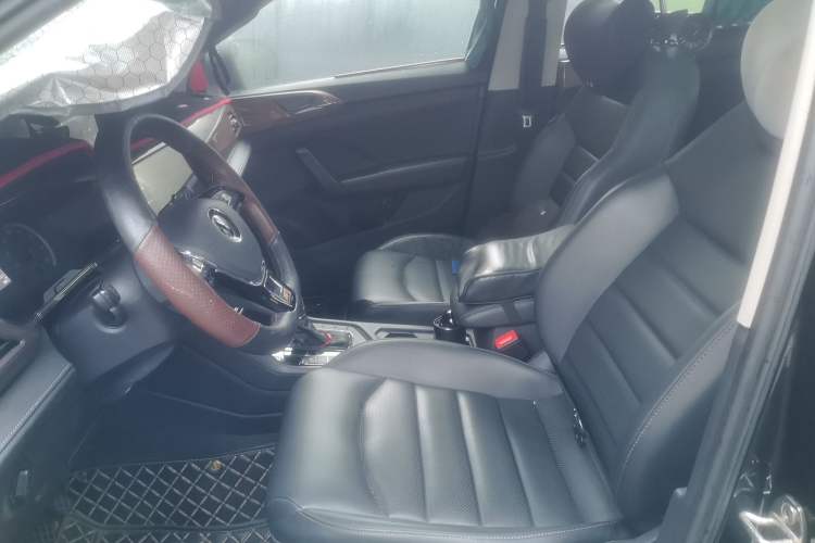 Used Volkswagen Tharu 2021 330TSI All-Wheel Drive Luxury PLUS Version Left Front Seat