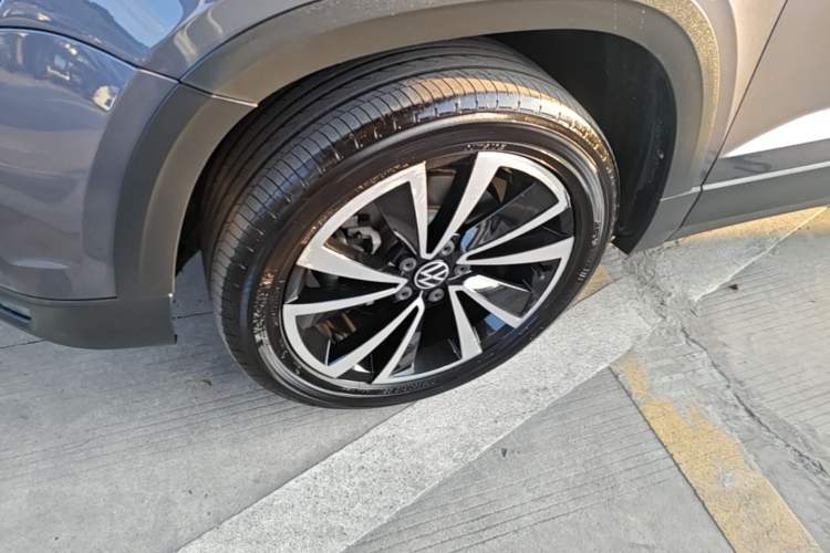 Used Volkswagen Tharu 2021 280TSI Two-Wheel-Drive Luxury Plus Edition Left Front Wheel Hub