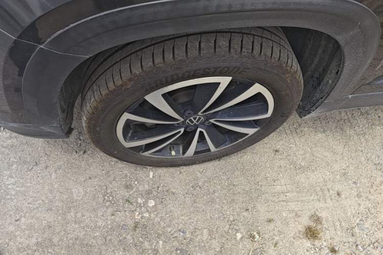 Used Volkswagen Tharu 2021 280TSI Two-Wheel-Drive Luxury Plus Edition Left Front Wheel Hub