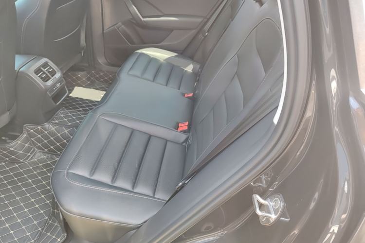 Used Volkswagen Tharu 2021 280TSI Two-Wheel-Drive Luxury Plus Edition Left Rear Seat