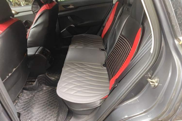 Used Volkswagen Tharu 2021 280TSI Two-Wheel-Drive Luxury Plus Edition Left Rear Seat