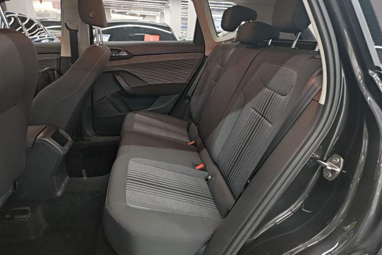 Used Volkswagen Tharu 2021 280TSI Two-Wheel Drive Trend Edition Left Rear Seat