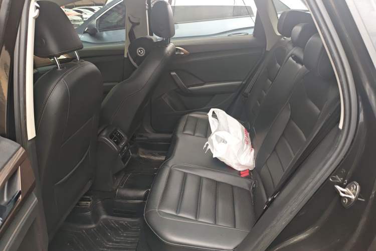 Used Volkswagen Tharu 2021 280TSI Two-Wheel-Drive Luxury Plus Edition Left Rear Seat