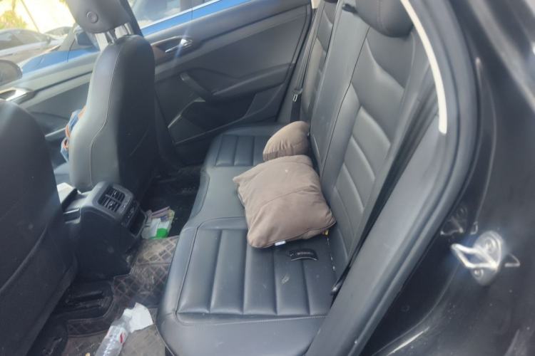 Used Volkswagen Tharu 2021 280TSI Two-Wheel-Drive Luxury Edition Left Rear Seat