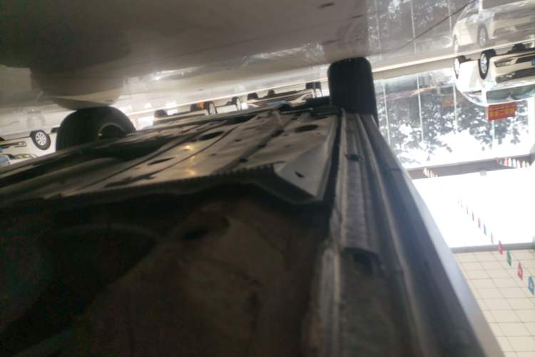 Used Volkswagen Tharu 2021 280TSI Two-Wheel Drive Trend Edition Left Side Sill