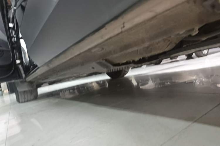 Used Volkswagen Tharu 2021 280TSI Two-Wheel Drive Trend Edition Left Side Sill