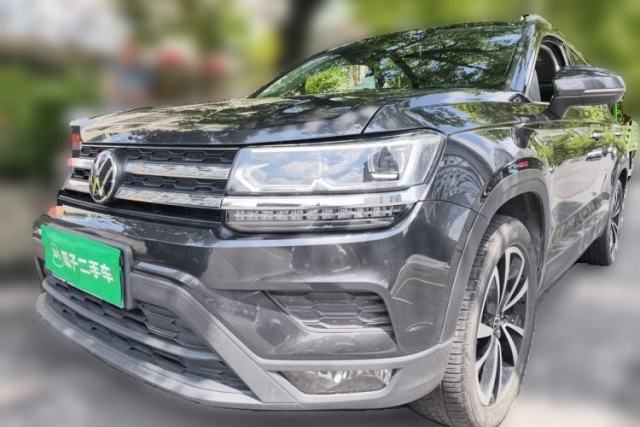 Ojetý Volkswagen Tharu 2021 280TSI Two-Wheel-Drive Luxury Edition