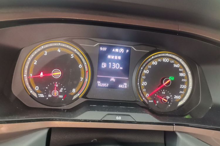 Used Volkswagen Tharu 2021 330TSI All-Wheel Drive Luxury PLUS Version Odometer Close Up