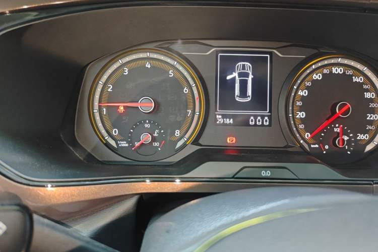 Used Volkswagen Tharu 2021 280TSI Two-Wheel-Drive Luxury Plus Edition Odometer Close Up