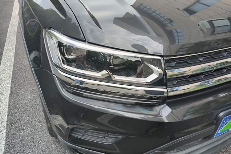 Used Volkswagen Tharu 2021 280TSI Two-Wheel-Drive Luxury Edition Right Front Headlight