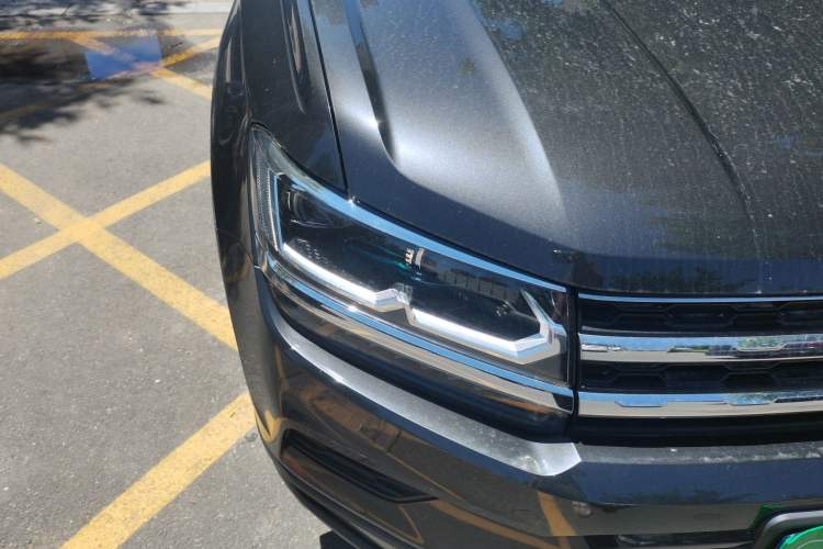 Used Volkswagen Tharu 2021 280TSI Two-Wheel-Drive Luxury Plus Edition Right Front Headlight