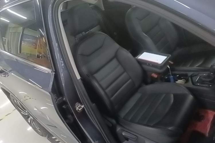 Used Volkswagen Tharu 2021 280TSI Two-Wheel-Drive Luxury Plus Edition Right Front Seat
