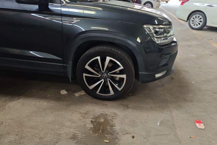 Used Volkswagen Tharu 2021 280TSI Two-Wheel-Drive Luxury Plus Edition Right Front Wheel Hub