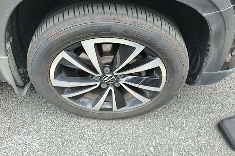 Used Volkswagen Tharu 2021 280TSI Two-Wheel-Drive Luxury Edition Right Front Wheel Hub