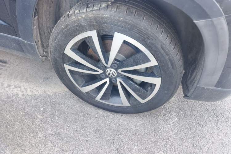 Used Volkswagen Tharu 2021 280TSI Two-Wheel-Drive Luxury Edition Right Front Wheel Hub
