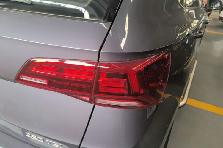 Used Volkswagen Tharu 2021 280TSI Two-Wheel Drive Trend Edition Right Rear Taillight