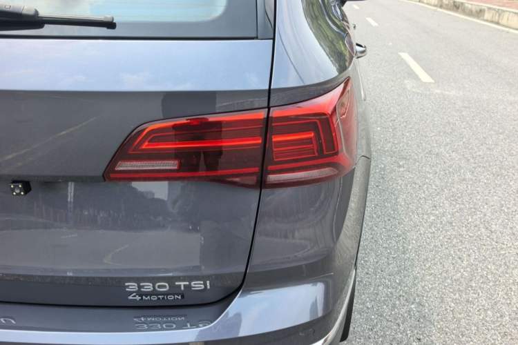 Used Volkswagen Tharu 2021 330TSI Four-Wheel Drive Flagship Edition Right Rear Taillight