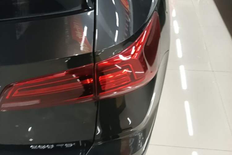 Used Volkswagen Tharu 2021 280TSI Two-Wheel-Drive Luxury Plus Edition Right Rear Taillight