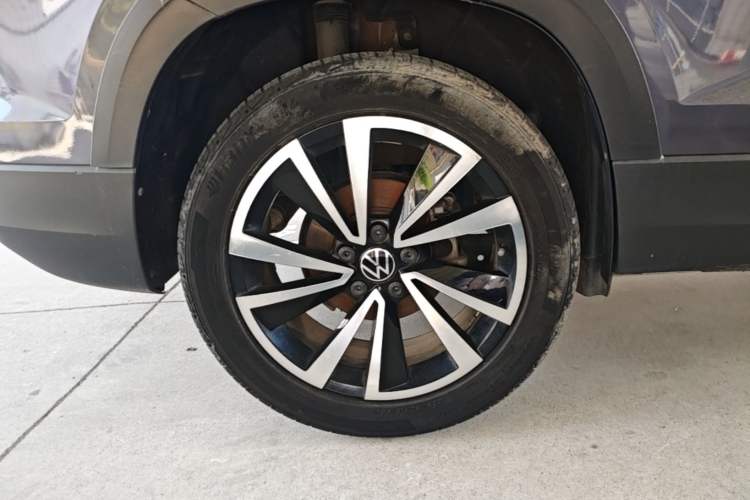 Used Volkswagen Tharu 2021 280TSI Two-Wheel Drive Comfort Edition Right Rear Wheel Hub
