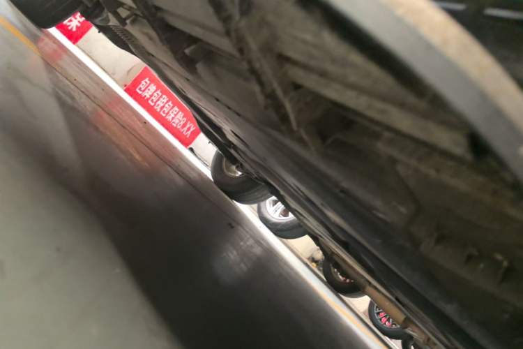 Used Volkswagen Tharu 2021 280TSI Two-Wheel Drive Trend Edition Right Side Sill