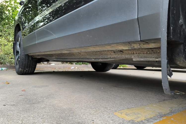 Used Volkswagen Tharu 2021 280TSI Two-Wheel Drive Comfort Edition Right Side Sill
