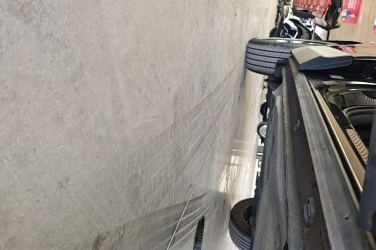 Used Volkswagen Tharu 2021 280TSI Two-Wheel Drive Comfort Edition Right Side Sill