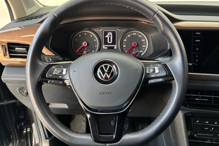 Used Volkswagen Tharu 2021 280TSI Two-Wheel-Drive Luxury Plus Edition Steering Wheel
