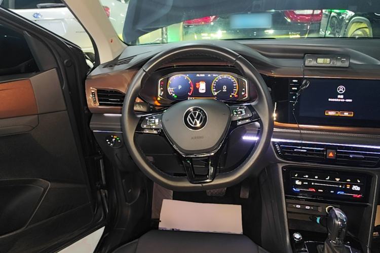 Used Volkswagen Tharu 2021 330TSI Four-Wheel Drive Flagship Edition Steering Wheel